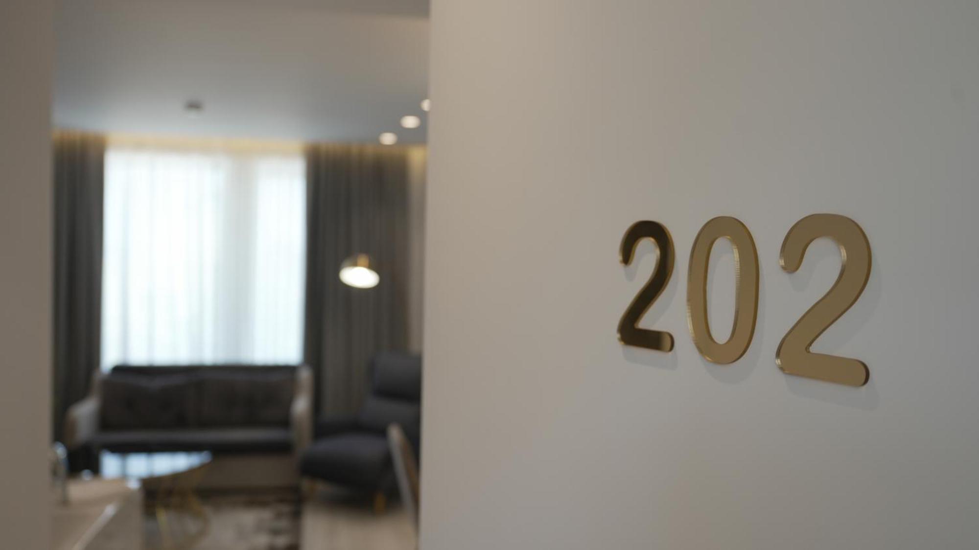 Ebbi Hotel Dhërmi Esterno foto
